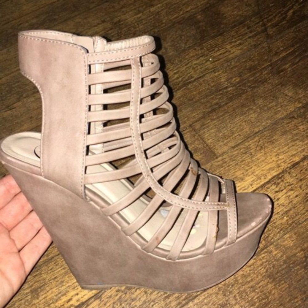 Tan heels